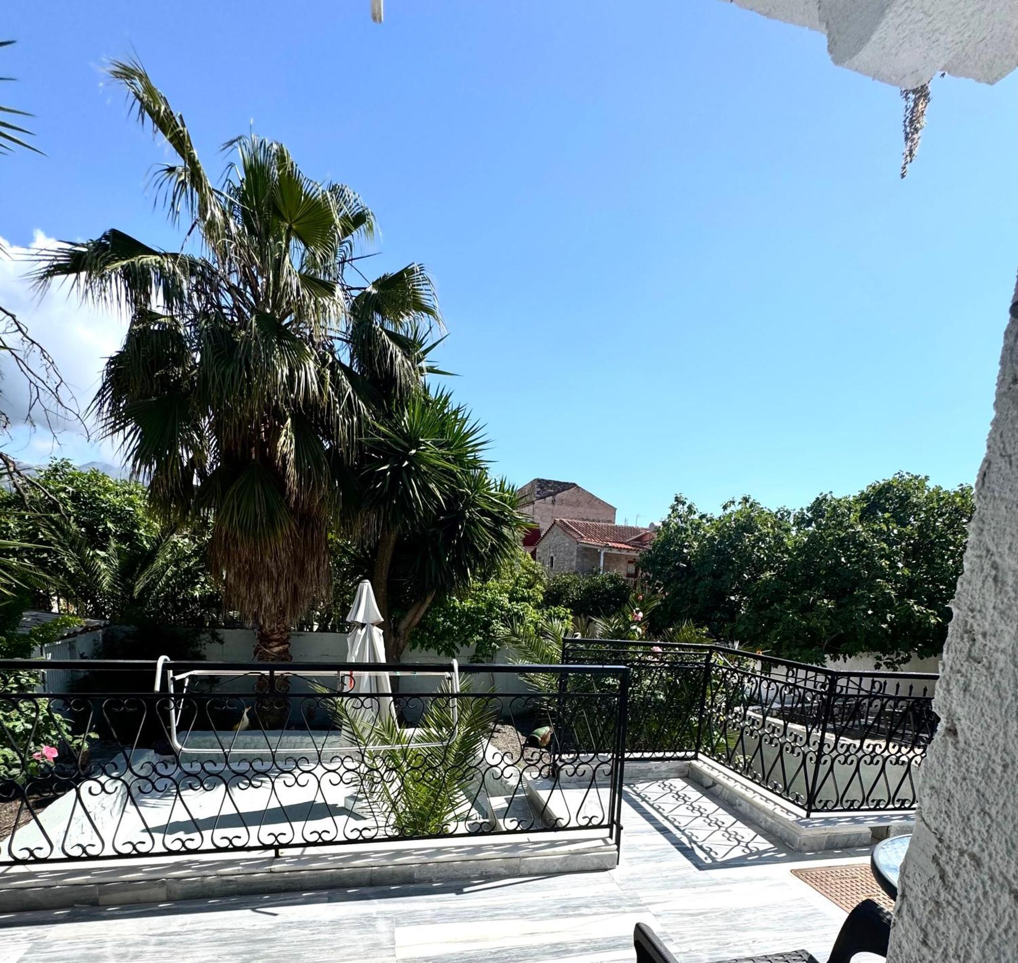 Hotel Mani Spot Areopoli Exterior foto
